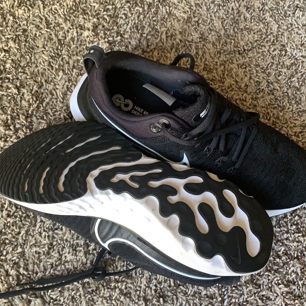 New Nike React - image 3